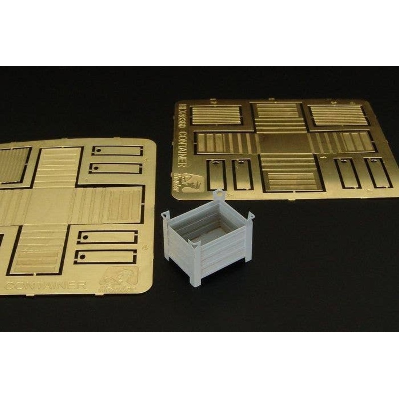 1/48 Steel Containers (2pcs)