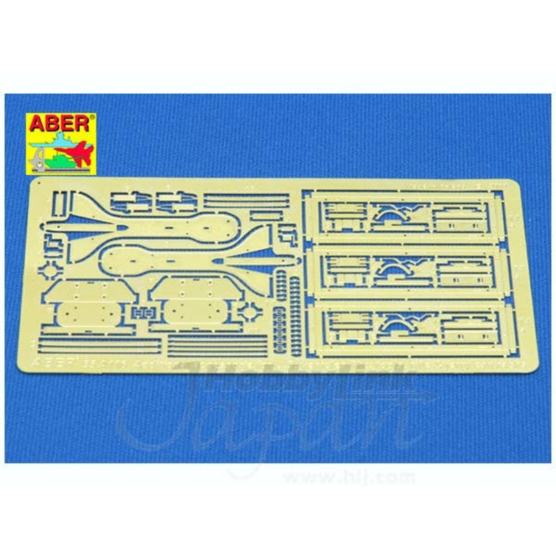 1/35 Additional Accessories for US Vehicles: Tools, RIfle & Jerry Can Racks