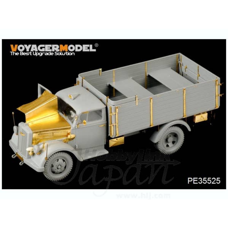 1/35 WWII German Opel Blitz 3t 4x2 Cargo Bay (Dragon)