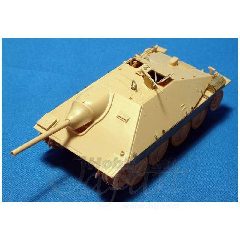 1/48 WWII Hetzer (for Tamiya)