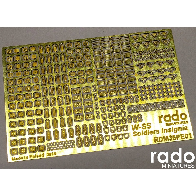 1/35 W-SS Soldiers Insignia Set