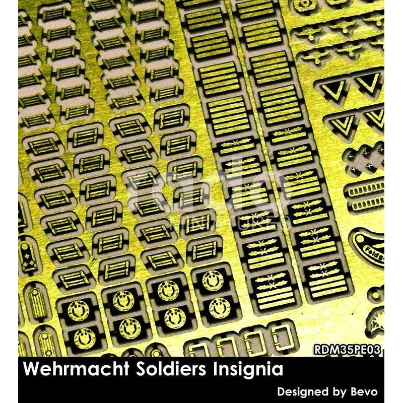 1/35 Wehrmacht Soldiers Insignia Set