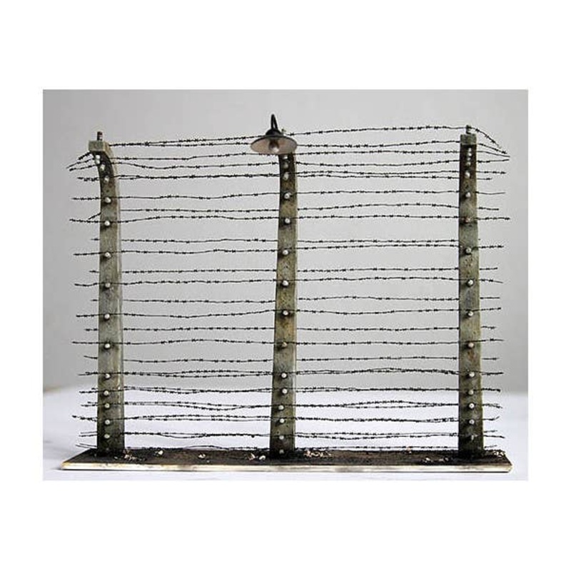 1/35 Barbed Wire Fence