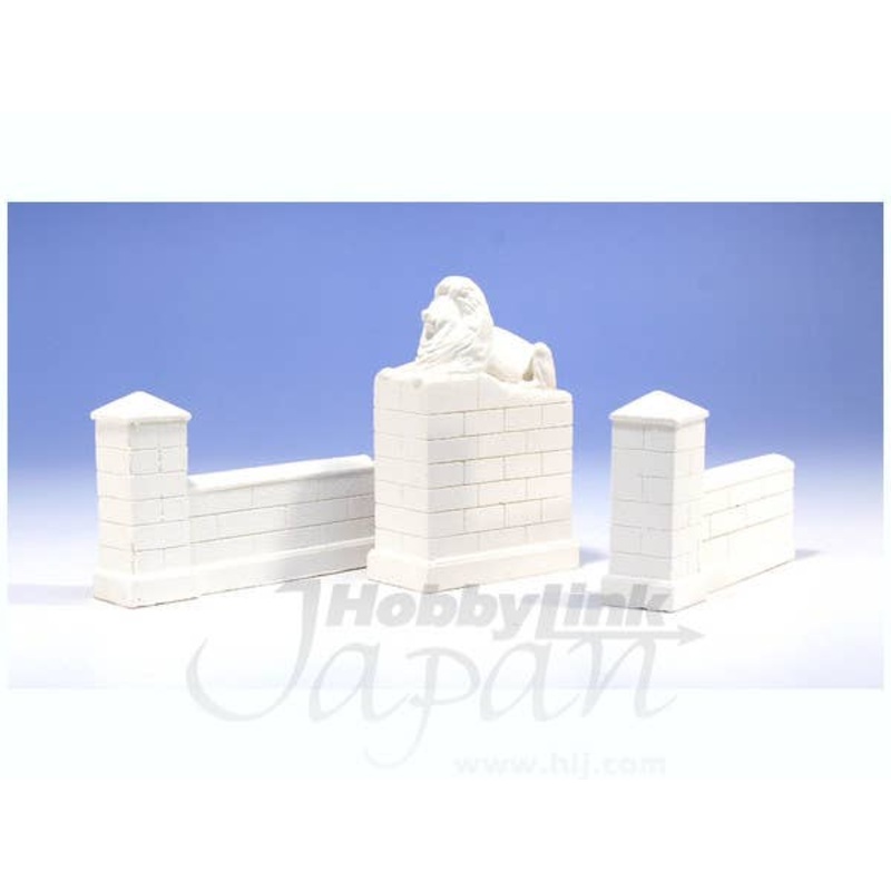 1/35 Lion Gate Entrance