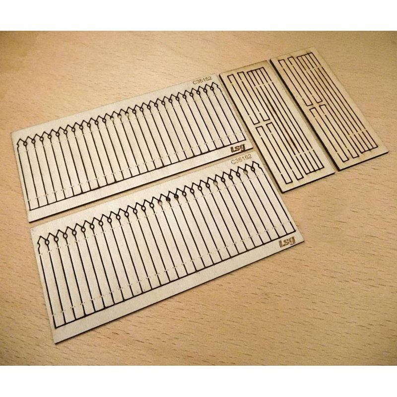 1/35 Wooden Fence #2