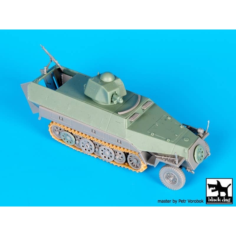 1/72 Sd.Kfz.251 Ausf D with Hotchkiss Turret Conversion Set
