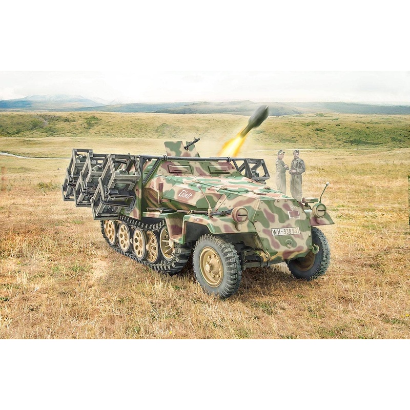 WW.II German Army Sd.Kfz. 251/1 Wurfrahmen 40 Equipped Type