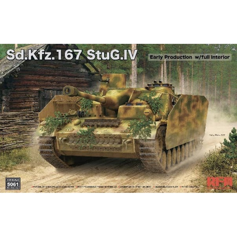 1/35 Sd.Kfz. 167 StuG IV Early Production w/Full Interior & Movable Track