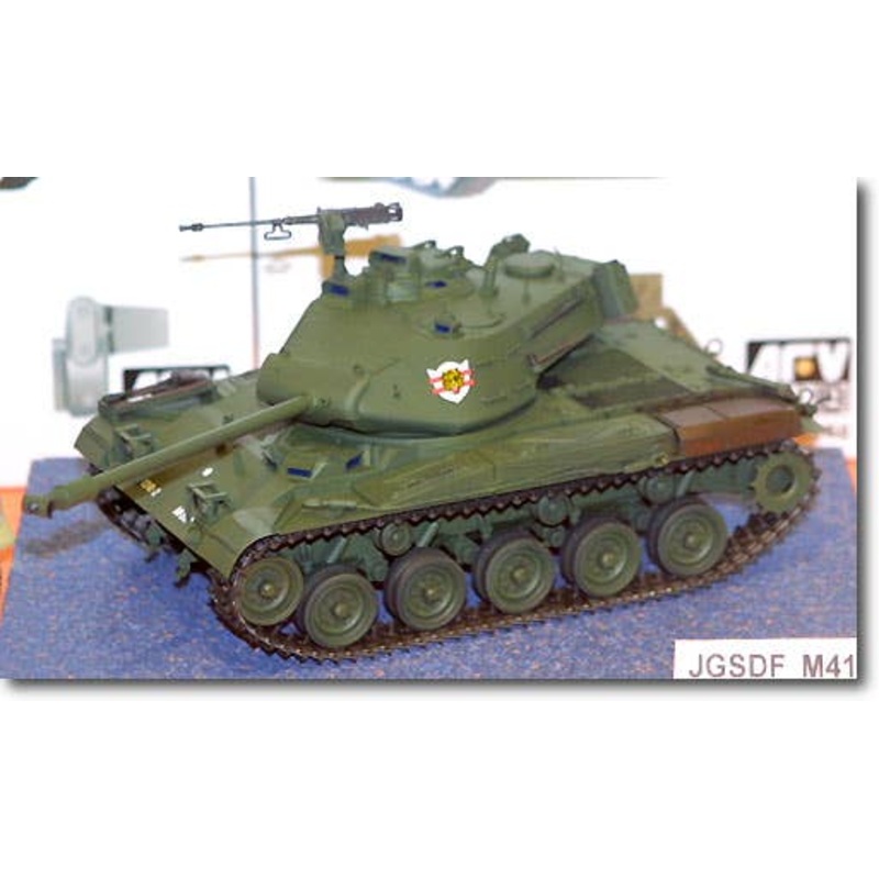 1/35 M41A2 Walker Bulldog JGSDF
