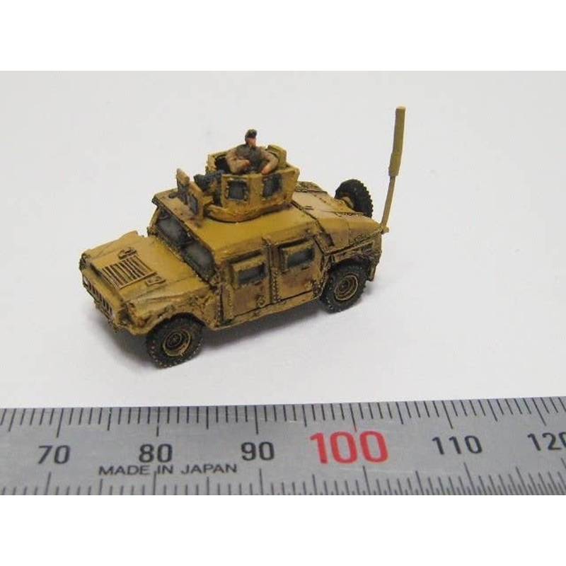 1/144 M1151 Humvee (Simple Assembly)