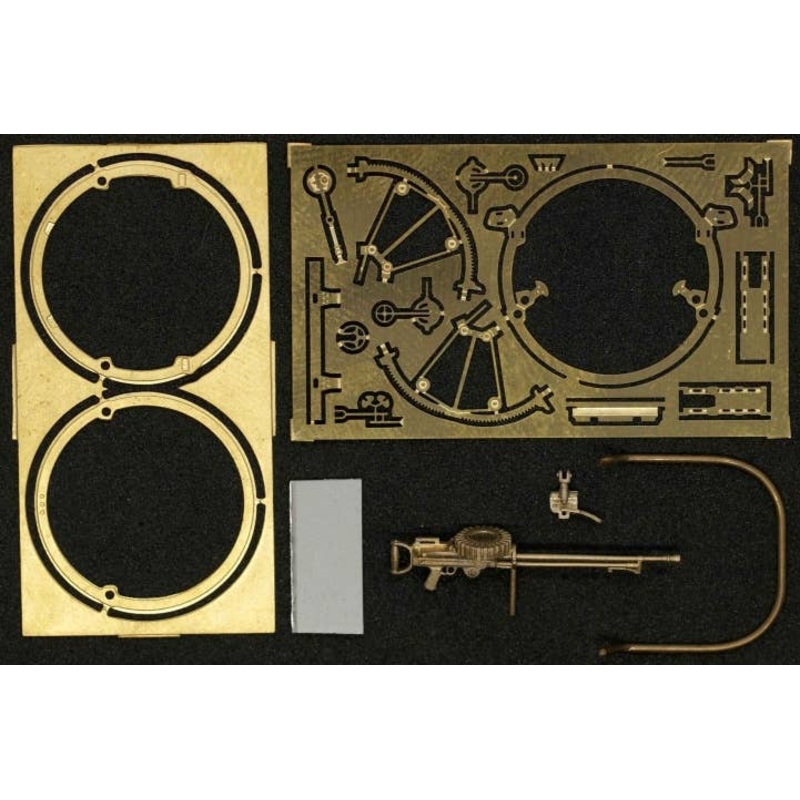 1/48 Lewis Mk III single machine gun on the Scarff ring (UK)