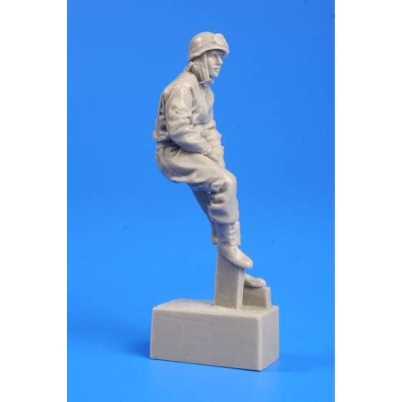 1/72 Soviet WWII Tank Crew Soldier for T-34