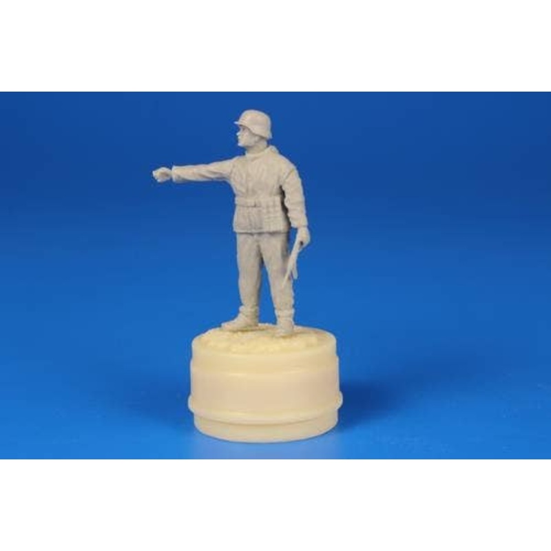 1/48 German WW II Soldier - the Ardennes 1944