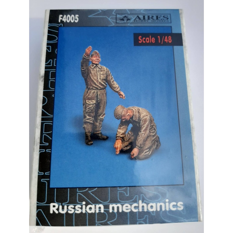 1/48 Russian Mechanics (2pcs)