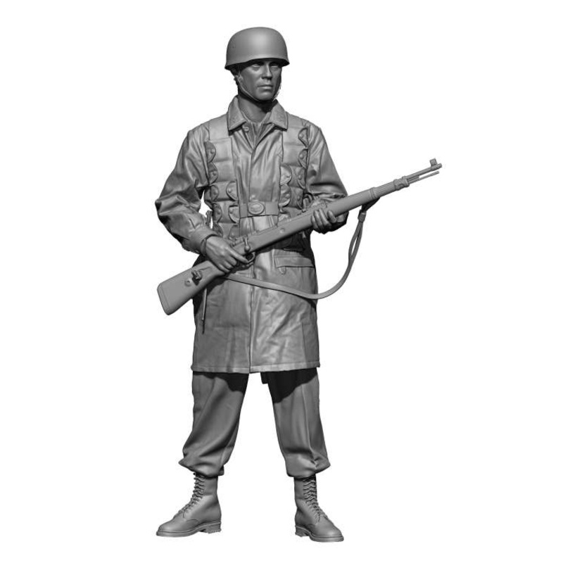 1/48 WWII German Fallschirmjager #3 Rifleman Holding His Gun