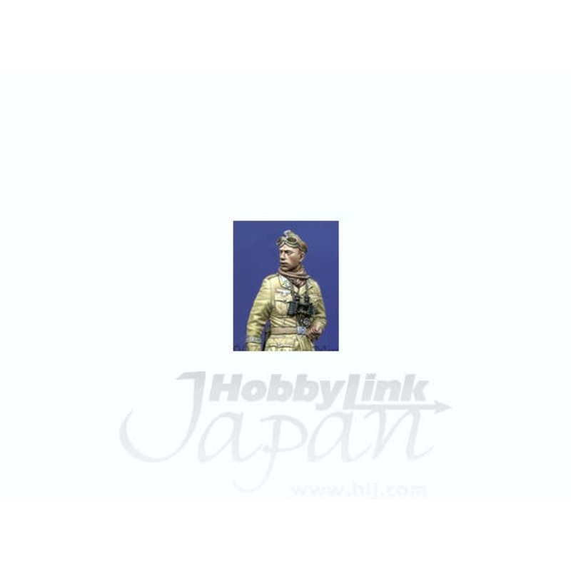 1/35 DAK Panzer Officer