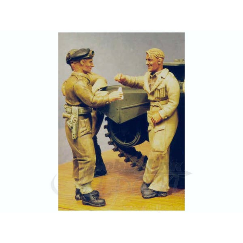 1/35 "Have a Smoke" UK Tank Crew