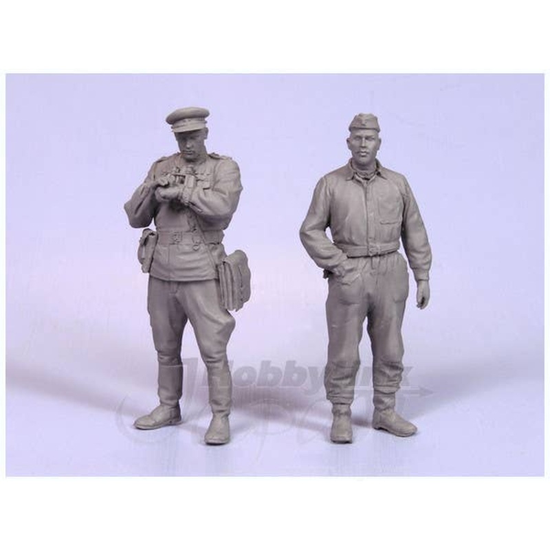 1/35 Soviet Officers Tanker and Infantryman Summer 1943 (2 pcs)