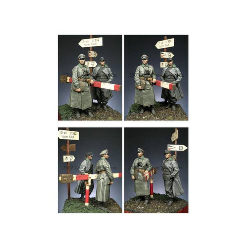 1/35 WWII German Officers Set (2 figures w/4 heads)