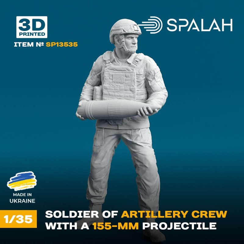 1/35 Charger with a 155-mm projectile of M777 Howitzer Artillery Crew