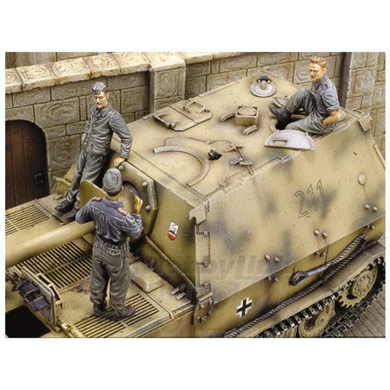 1/35 Ferdinand Crew (Part 2)