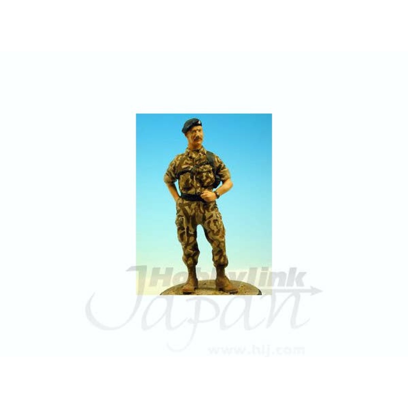 1/35 UK NCO/Officer Standing