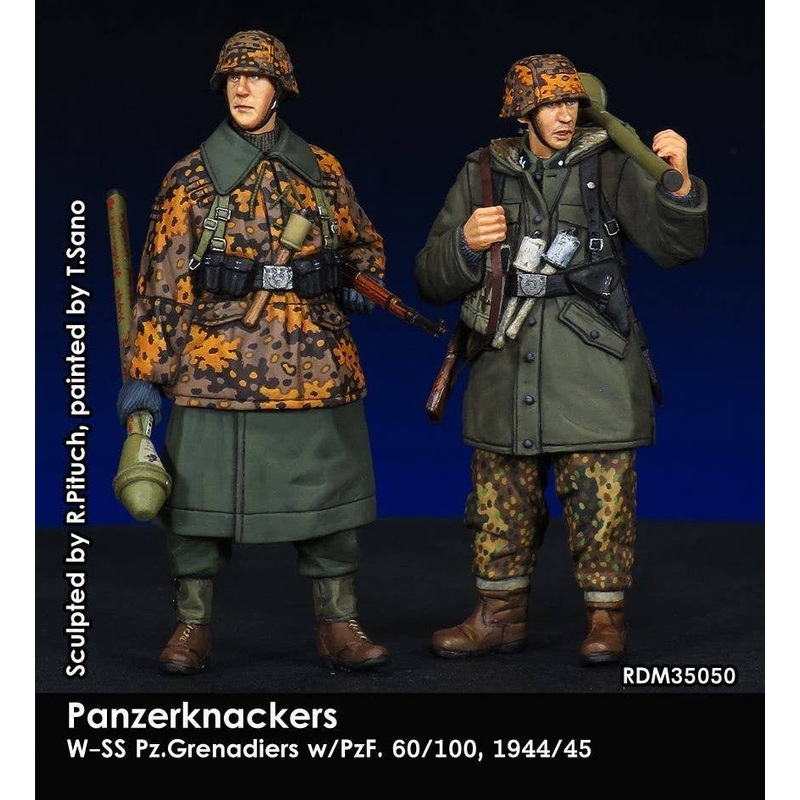 1/35 WW.II German Waffen SS Grenadier Panzerfaust Team 1944 - 45 (2 body set)