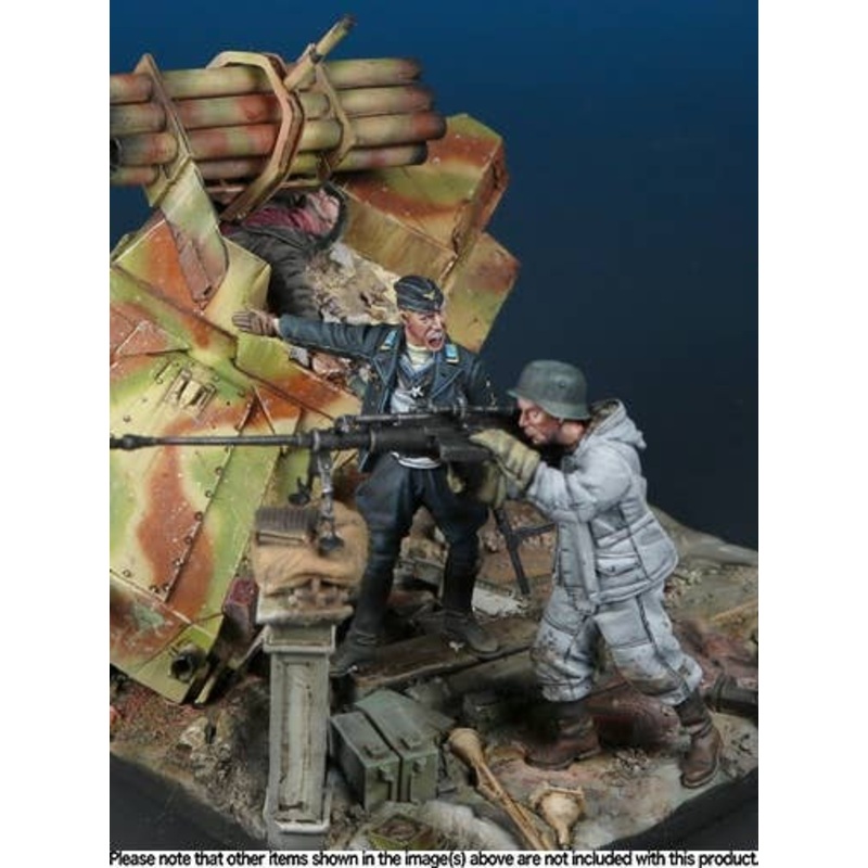 1/35 WWII German Solothurn Anti-tank Rifle Shooting Team (2 Units Included)