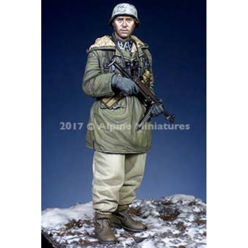 1/35 WWII German WSS NCO at Kharkov