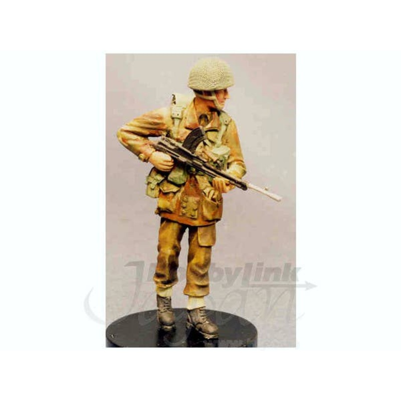 1/35 Paratrooper with Bren Gun