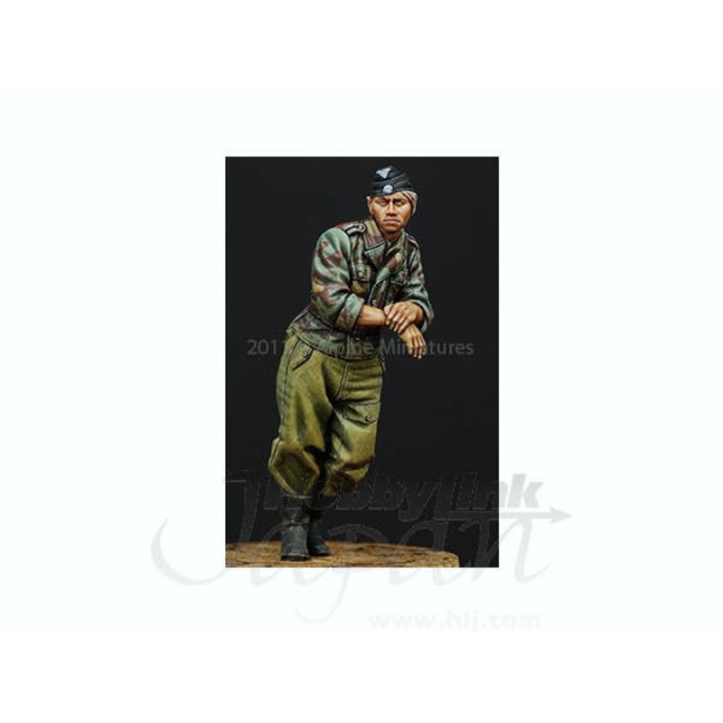 1/35 WSS AFV Crew Leaning