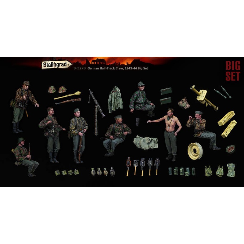 1/35 WWII German Armored Personnel Carrier Half Track Crew Big Set (8 pieces)