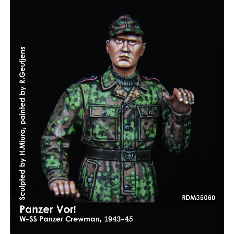 1/35 WWII Germany Waffen SS Tank Crew #3 Loader 1943-45