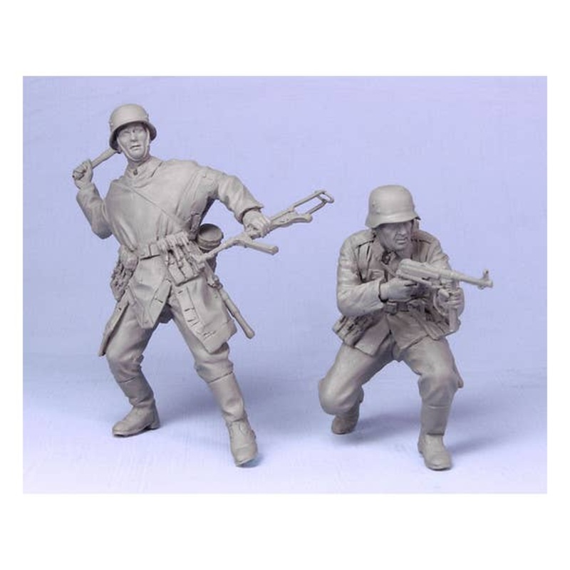 1/35 German Infantry Summer 1939-43 (2pcs)