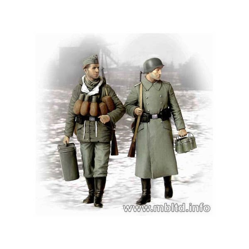 1/35 Supplies, At Last! Figure Set