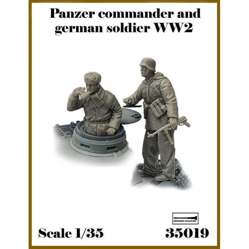 1/35 WWII German Soldier #5 Commander and NCO Set (2pcs)