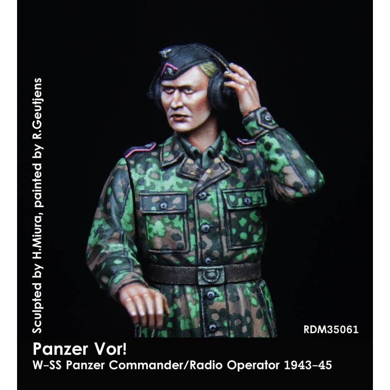 1/35 WWII Germany Waffen SS Tank Crew #4 Commander/Radio Operator 1943-45