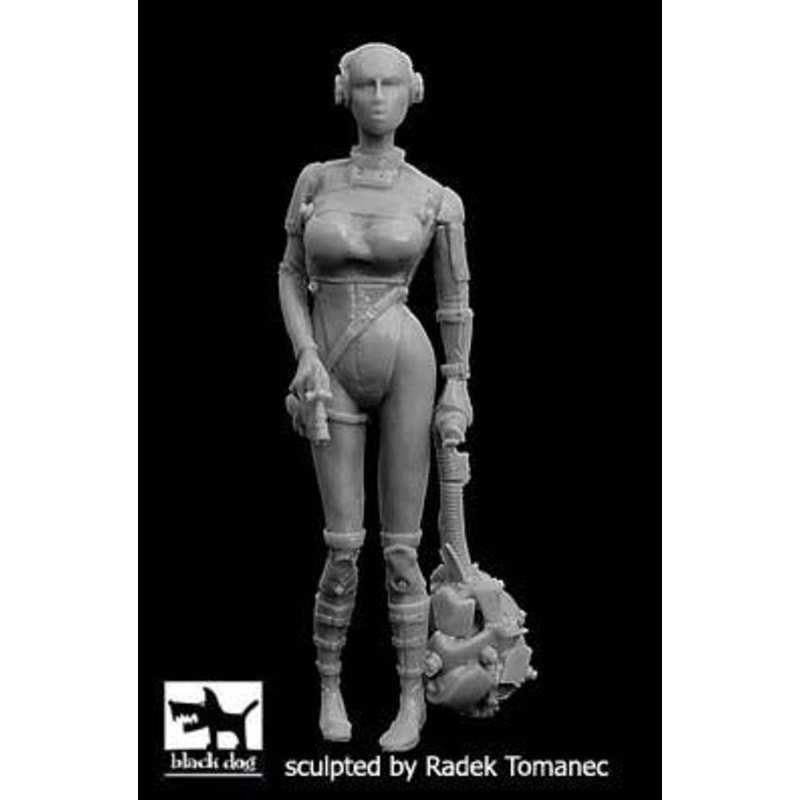 1/35 Female Hunter Cyborg No.2