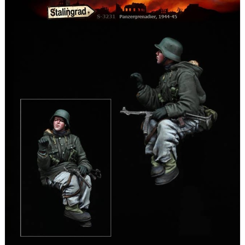 1/35 WWII German Grenadier 1943 - 45 (8) A Grenadier Grabbed by the Armor Plate
