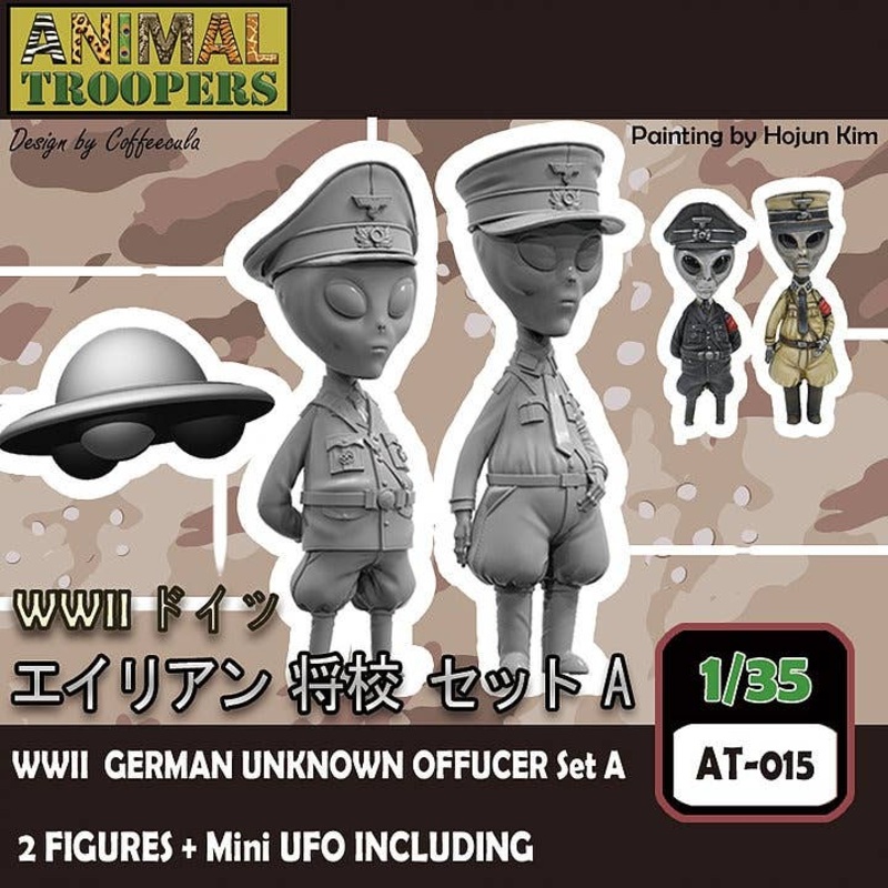 1/35 WWII German Unknown Officer Set A (2 Figures + Mini UFO Including)