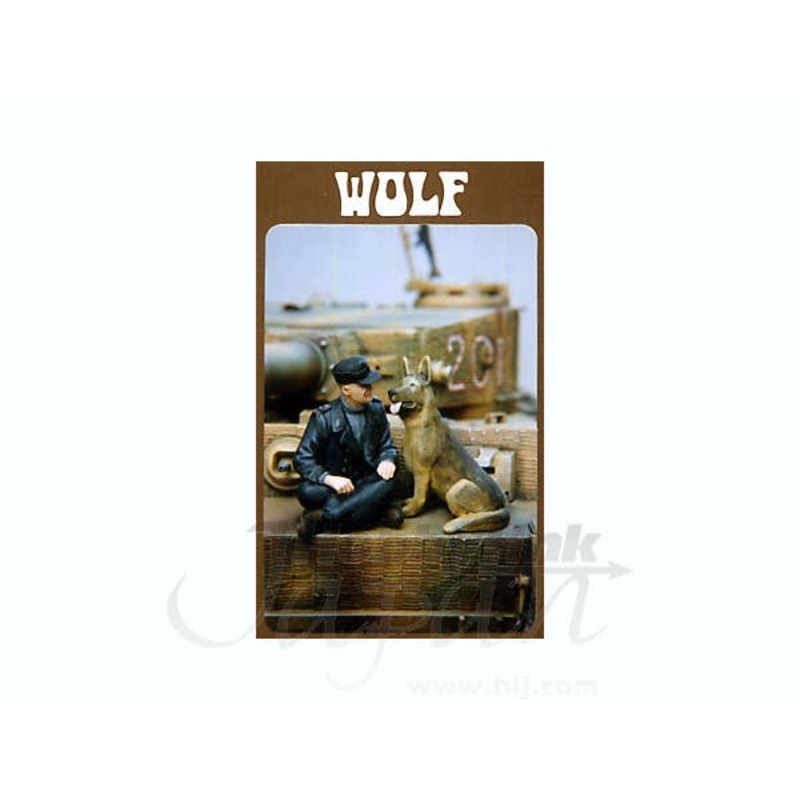 1/35 German Tankman with Dog WWII
