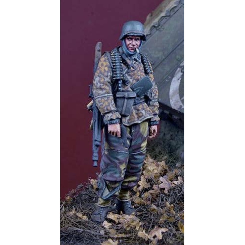 1/35 WWII German Waffen-SS MG42 Machine Gunner Hansen Combat Team Ardennes 1944