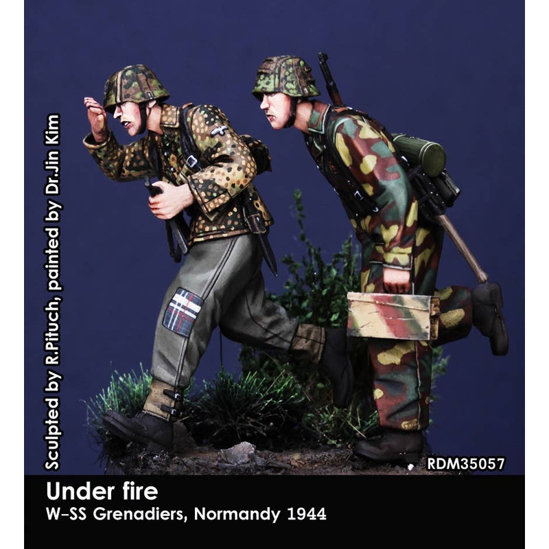 1/35 WWII Germany Charge Under Fire Waffen-SS Panzergrenadier Set 12th SS Panzer Division Hitler Youth Normandy 1944 (2 pcs)