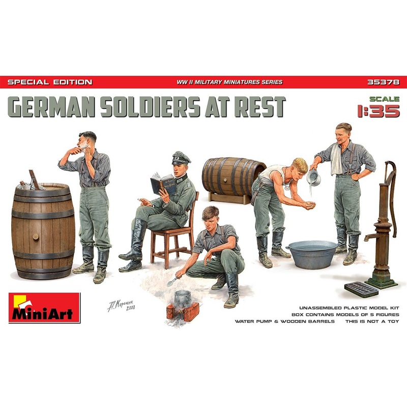 1/35 German Soldier at Rest 5 Figure Special Edition