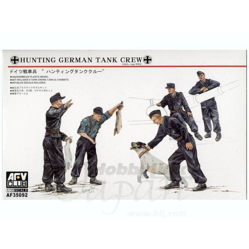 1/35 German Tank Hunting Crew w/Dog & Rabbit