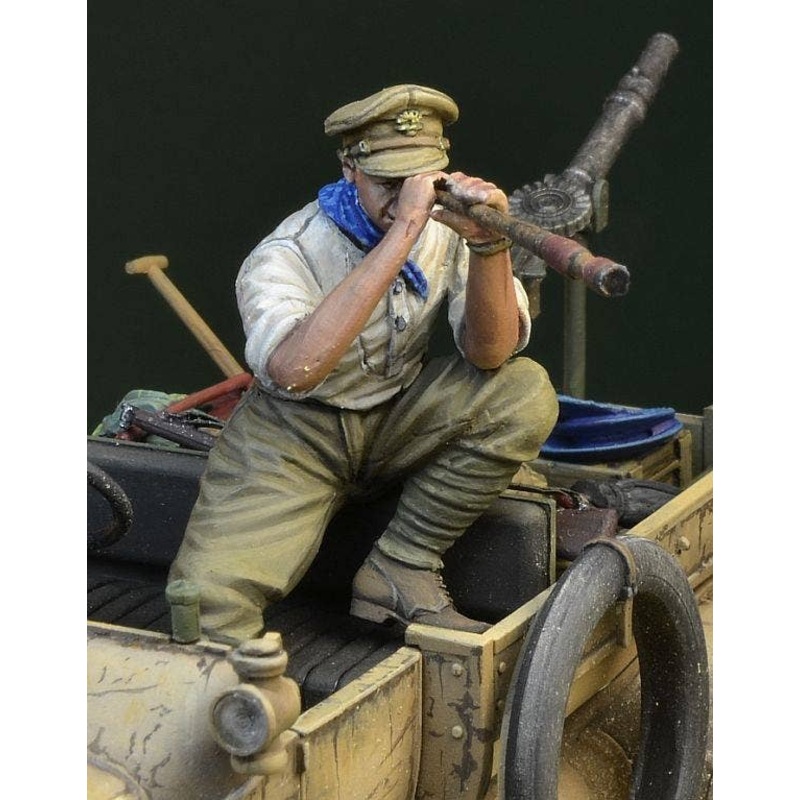 1/35 WWI Anzac Soldier with Monocular