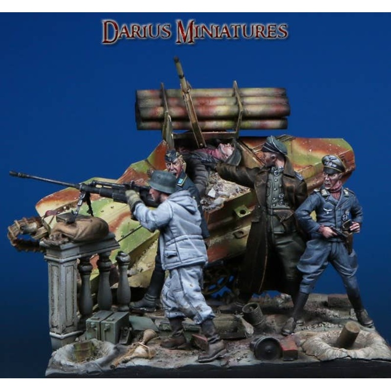 1/35 WWII Germany Last Fortification Berlin 1945 Vignette Set