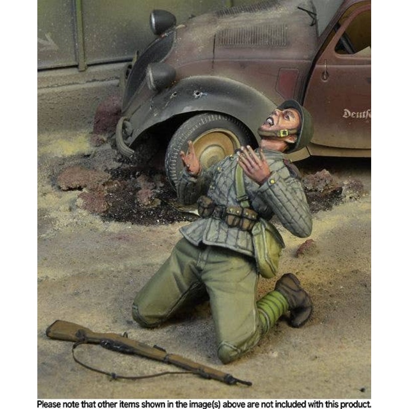 1/35 WWII Soviet Infantry Exposed Berlin 1945