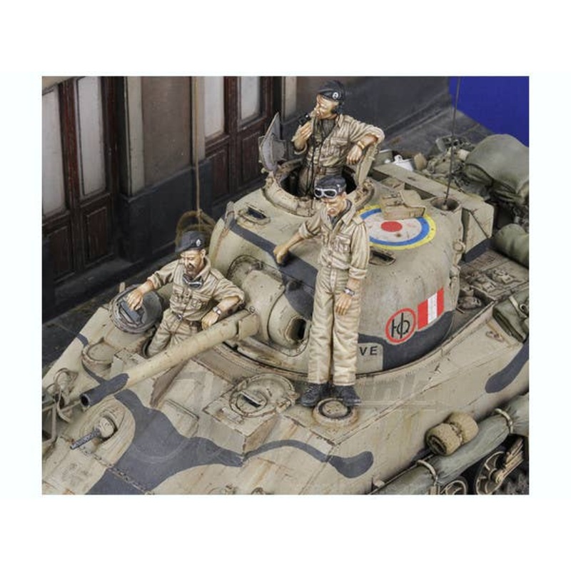 1/35 Sherman Clive crew
