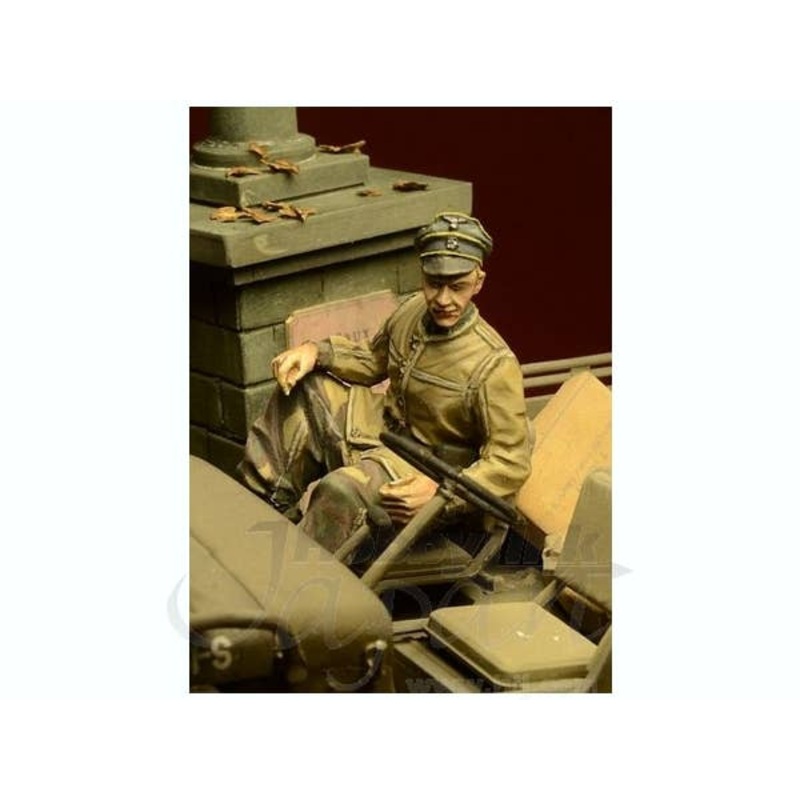 1/35 WSS Officer Ride figure Ardennes 1944